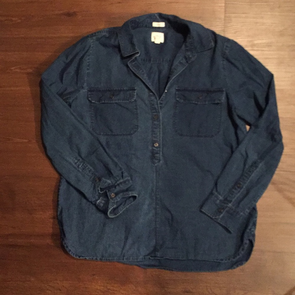 Chambray Boyfriend Pullover